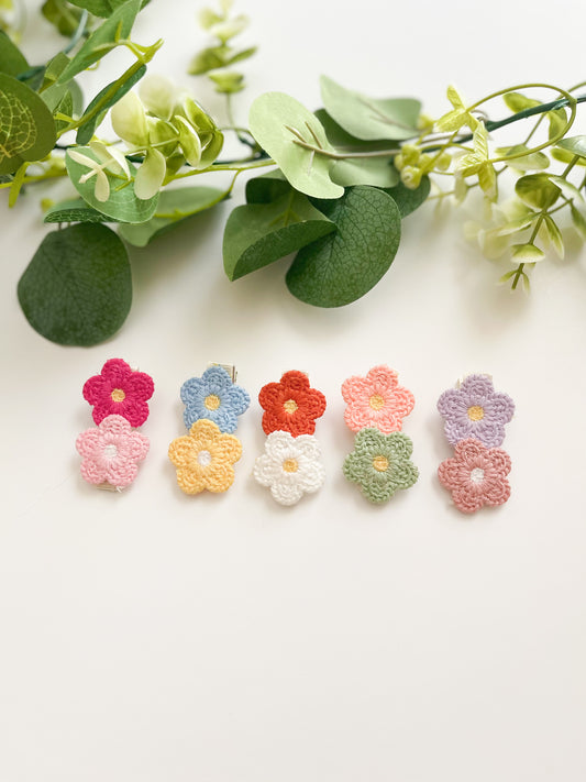 Knitted Flower Hair Clip