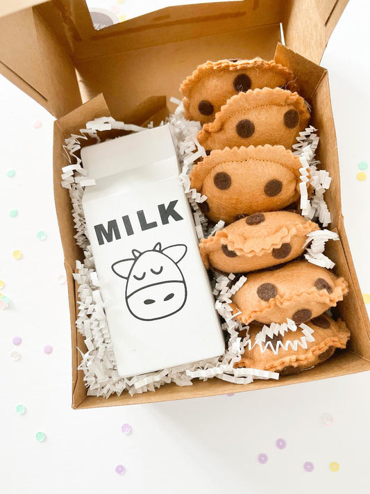 Felt Milk & Cookies Set